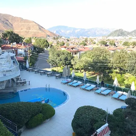 Club Aquarium Aparthotel 3*