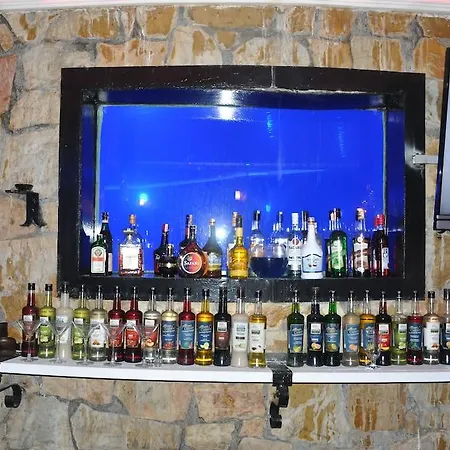 Club Aquarium Μαρμαρίς