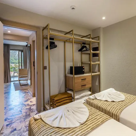 Club Aquarium 3* Μαρμαρίς