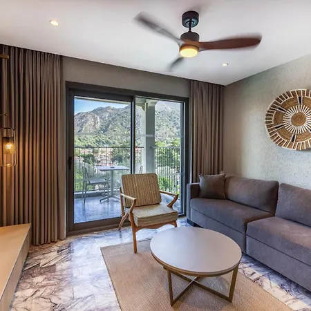 Club Aquarium 3* Μαρμαρίς