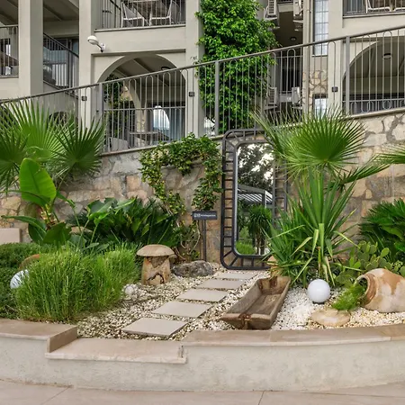 Ξενοδοχείο με διαμερίσματα Club Aquarium Μαρμαρίς