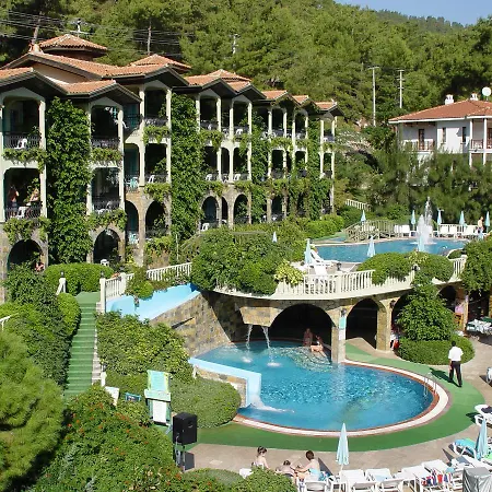 Aparthotel Club Aquarium 3*